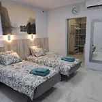 ゲストハウス Casa Tartago